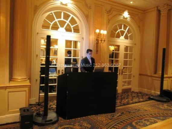 DJ Dave Swirsky at Essex House NYC